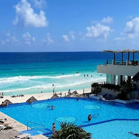 Ocean Front Suite, Balcony, Kitchen. Cancún Extérieur photo