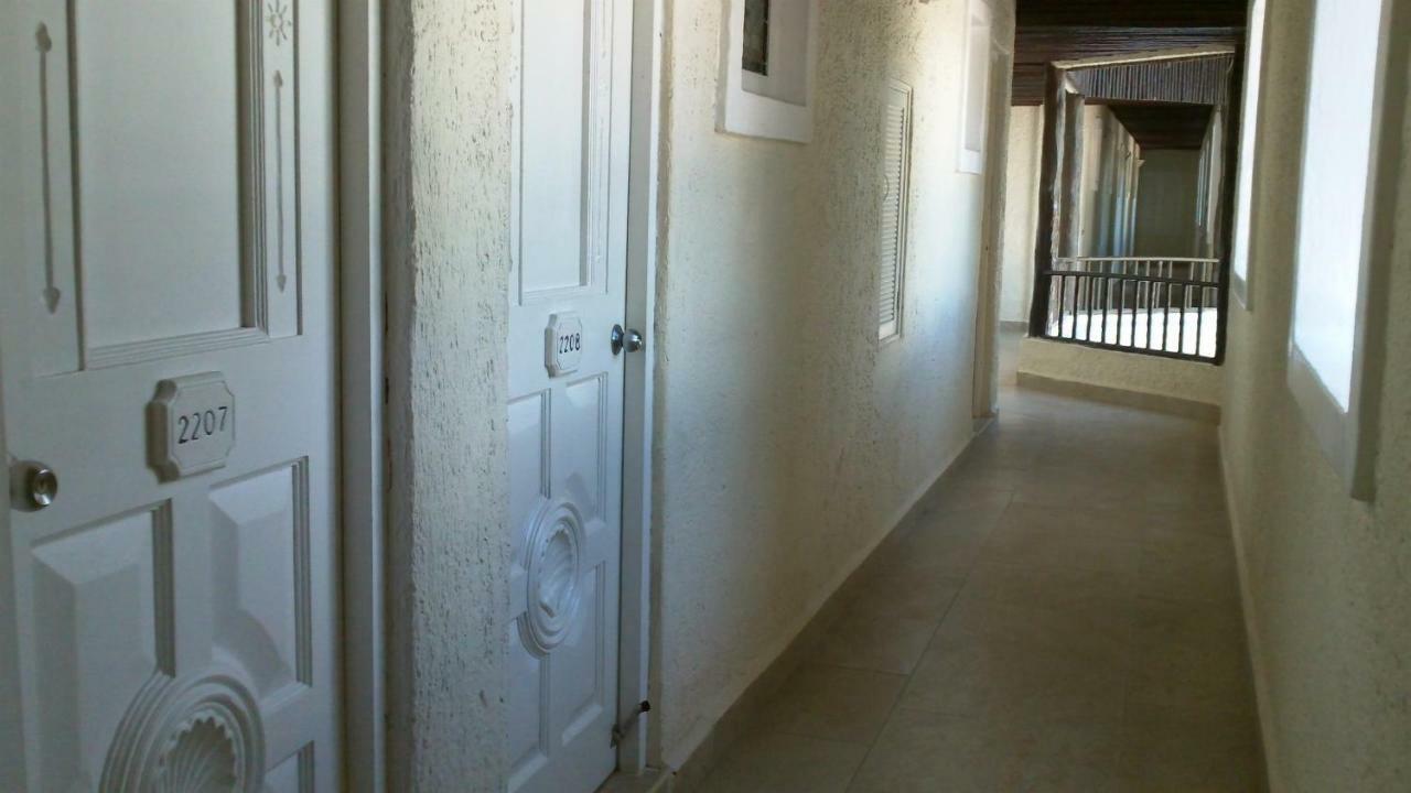 Ocean Front Suite, Balcony, Kitchen. Appartement Cancún