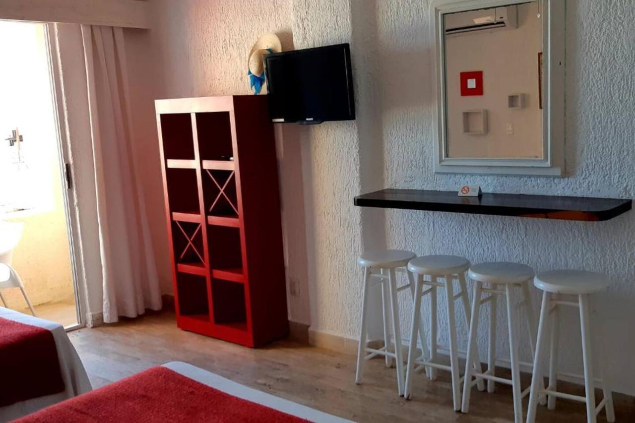 Ocean Front Suite, Balcony, Kitchen. Appartement