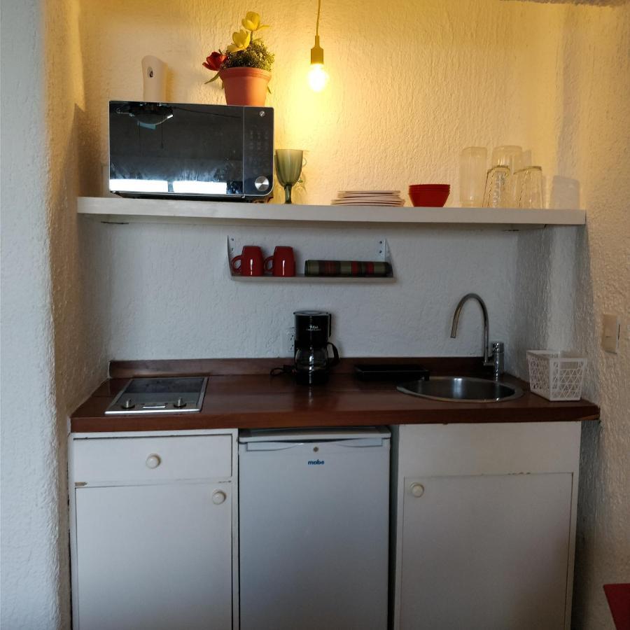 Appartement Ocean Front Suite, Balcony, Kitchen.